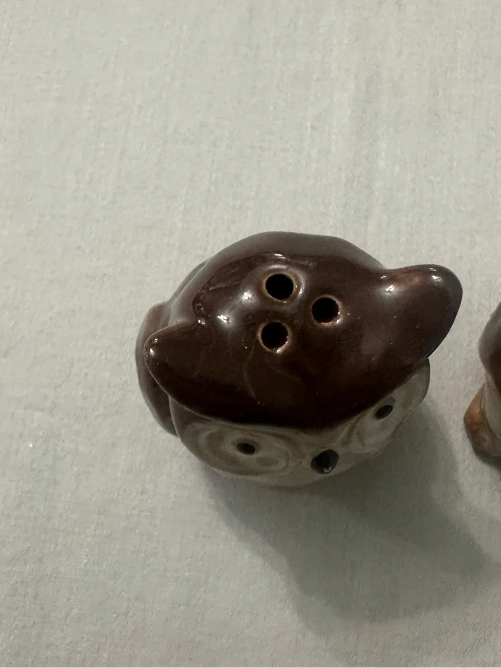 VTG Christmas Ceramic Owl Salt Pepper Shakers Pair Holly Berries Winter Holiday